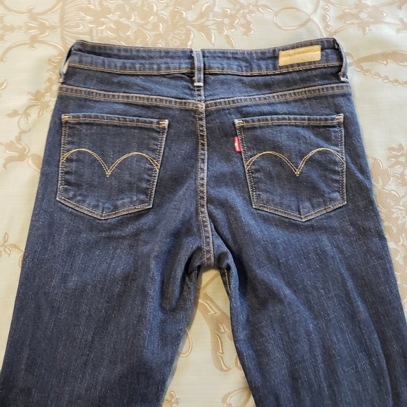 Levi's The Original Jean Mid Rise Dark Wash Blue Jeans Women’s Size 10 - Picture 3 of 12